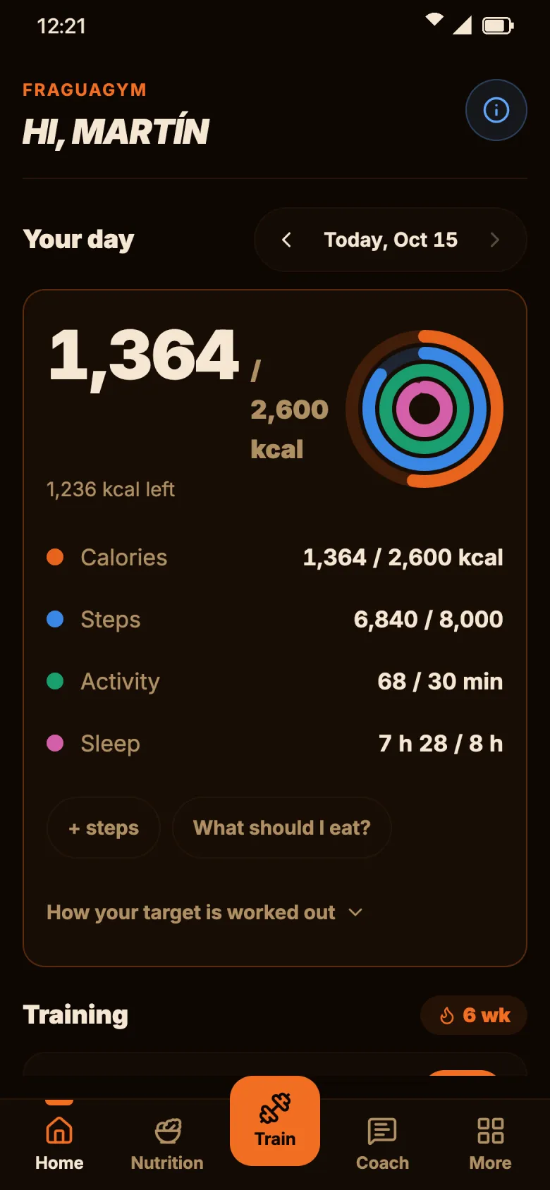 Home: 1,364 of 2,600 kcal, with the day's steps, activity and sleep as rings.